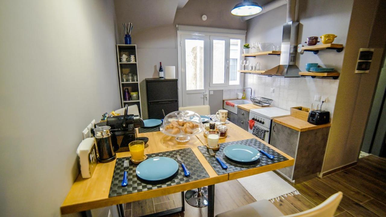 D16 Athens Apartment - 5' Mins To Petralona Metro ภายนอก รูปภาพ