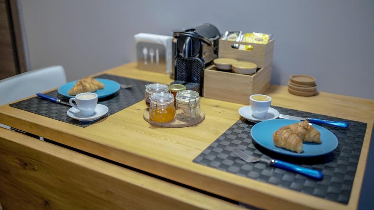 D16 Athens Apartment - 5' Mins To Petralona Metro ภายนอก รูปภาพ