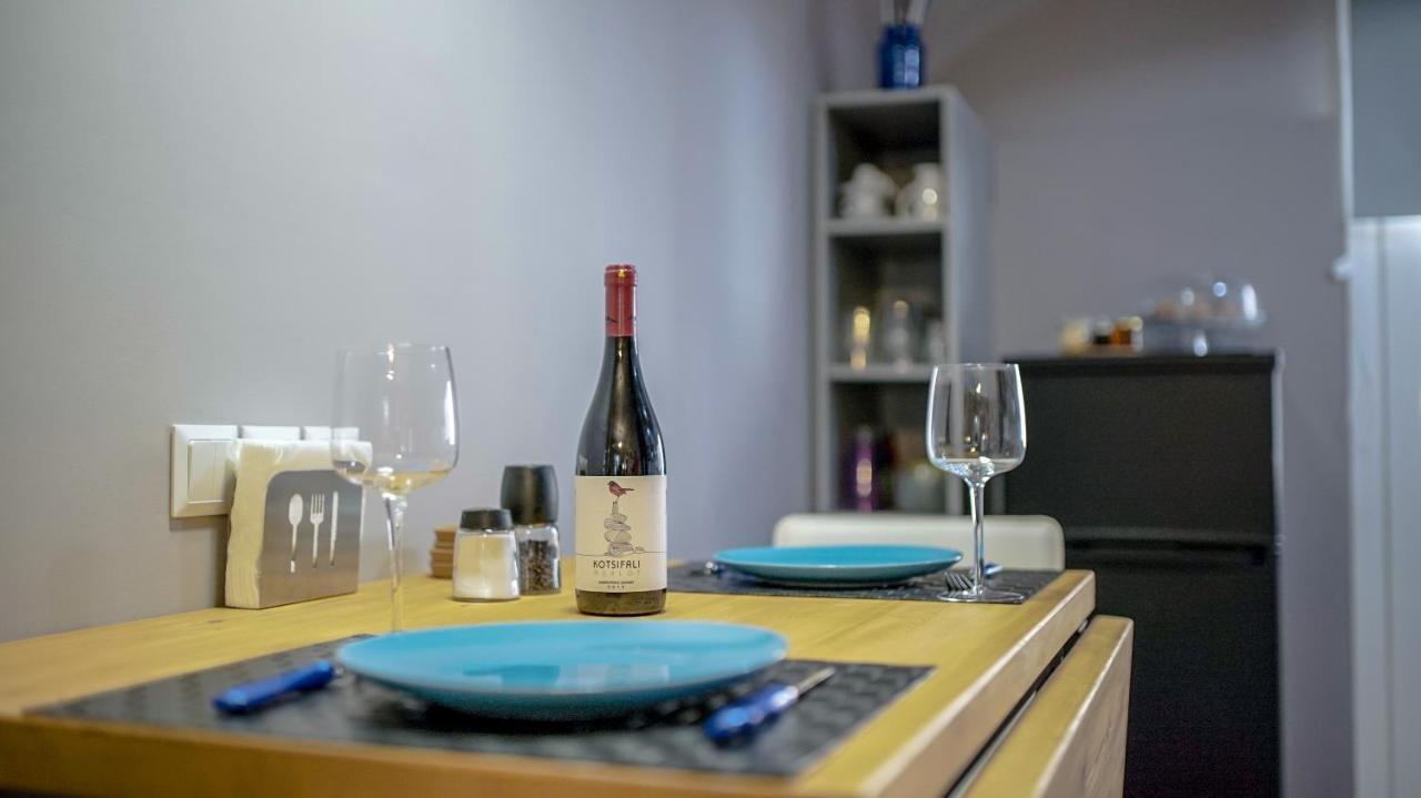 D16 Athens Apartment - 5' Mins To Petralona Metro ภายนอก รูปภาพ