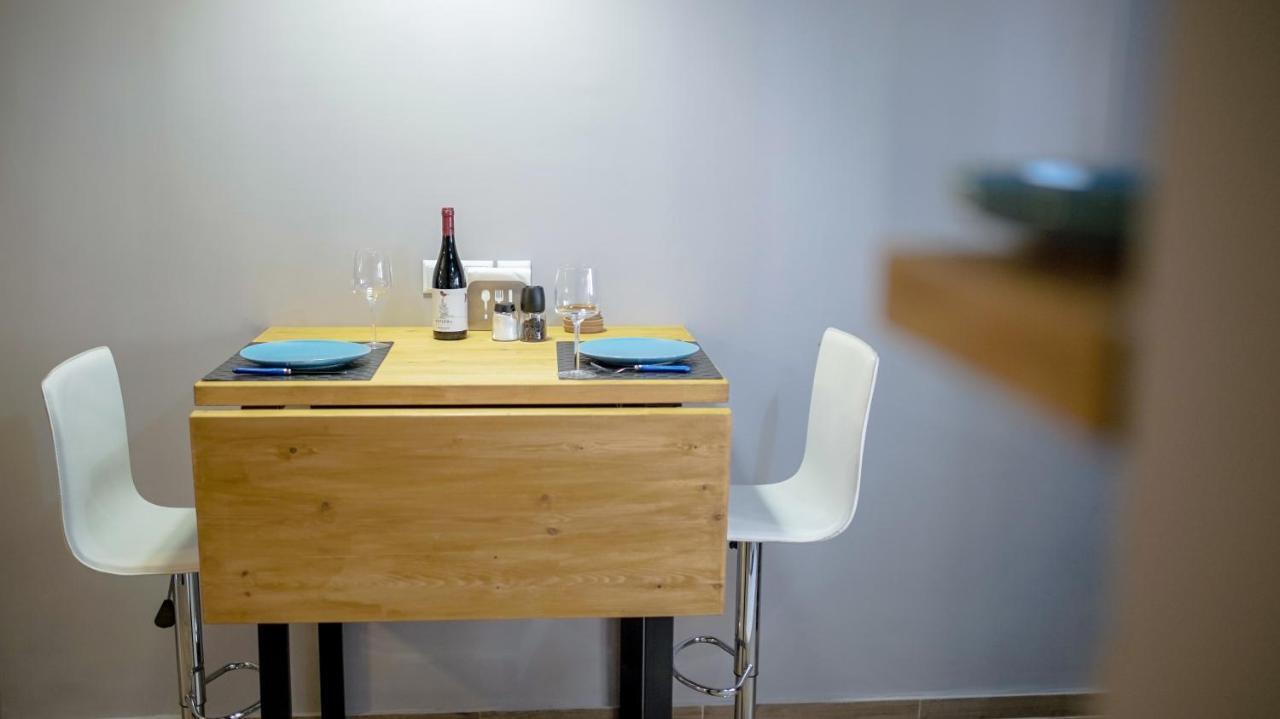 D16 Athens Apartment - 5' Mins To Petralona Metro ภายนอก รูปภาพ